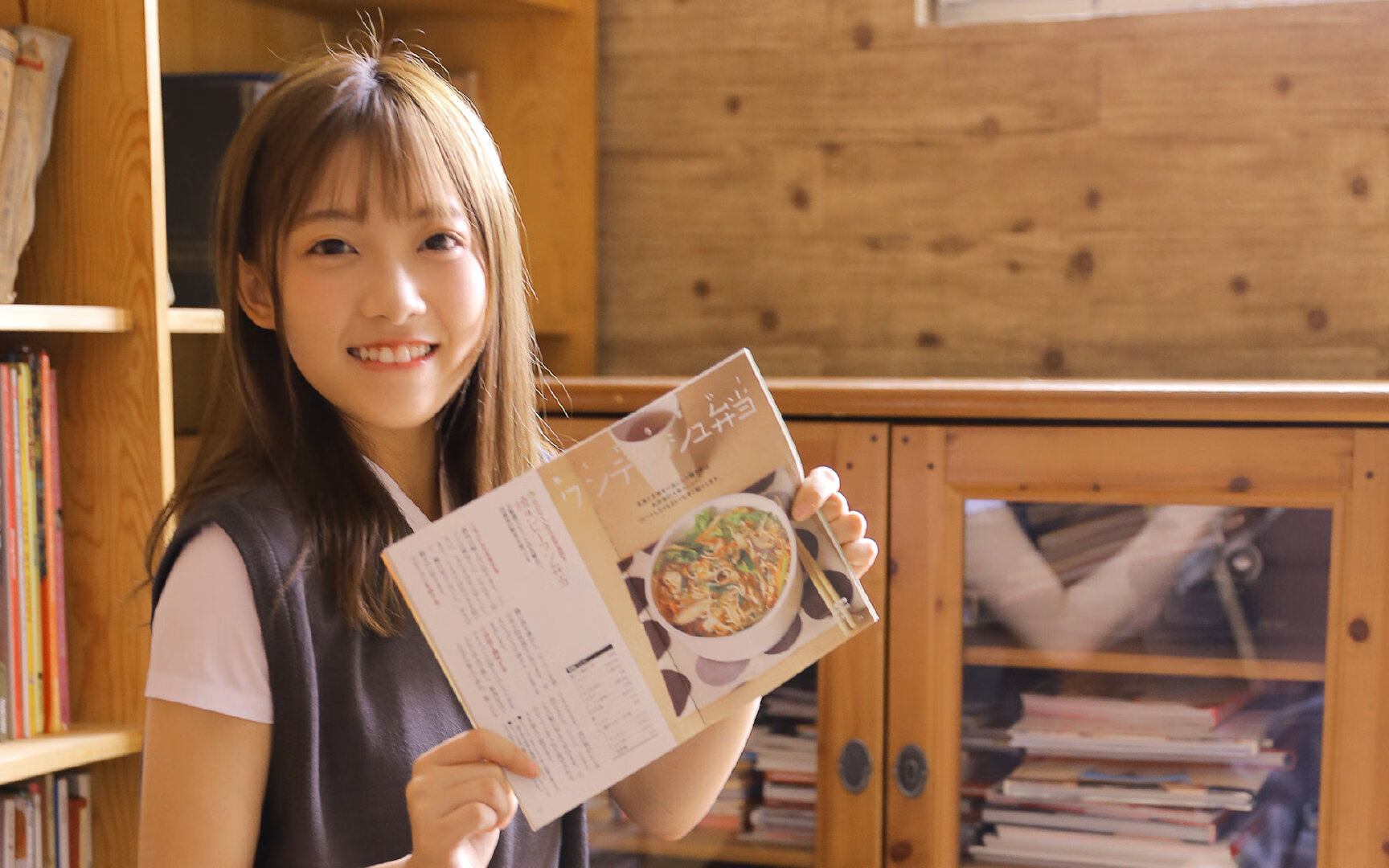 开云官网-“胡利安·门德斯：全能球员的崛起，助力阿根廷美洲狮队未来走向巅峰”