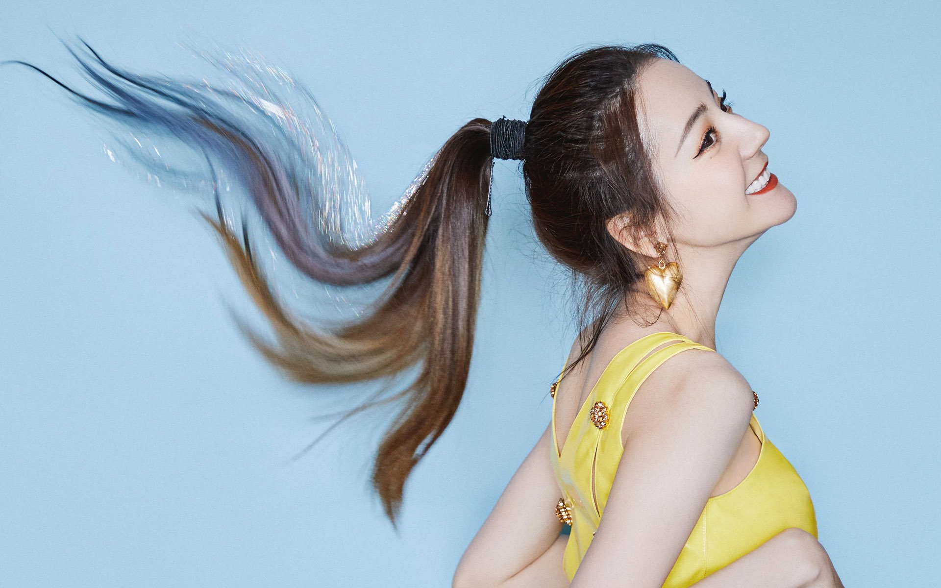 全球多地举办足球文化节,促进体育文化交流,足球文化节的标志